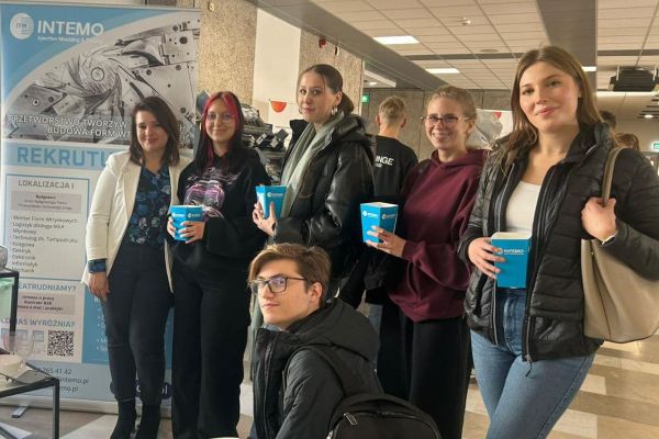 Jak INTEMO S.A. wspiera młodych w rozwoju kariery podczas IV Dnia Strefy
